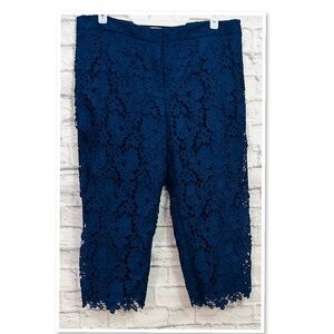 Liz  Claiborne Navy Blue Lace overlay Cropped Pants size 16 (EUC)